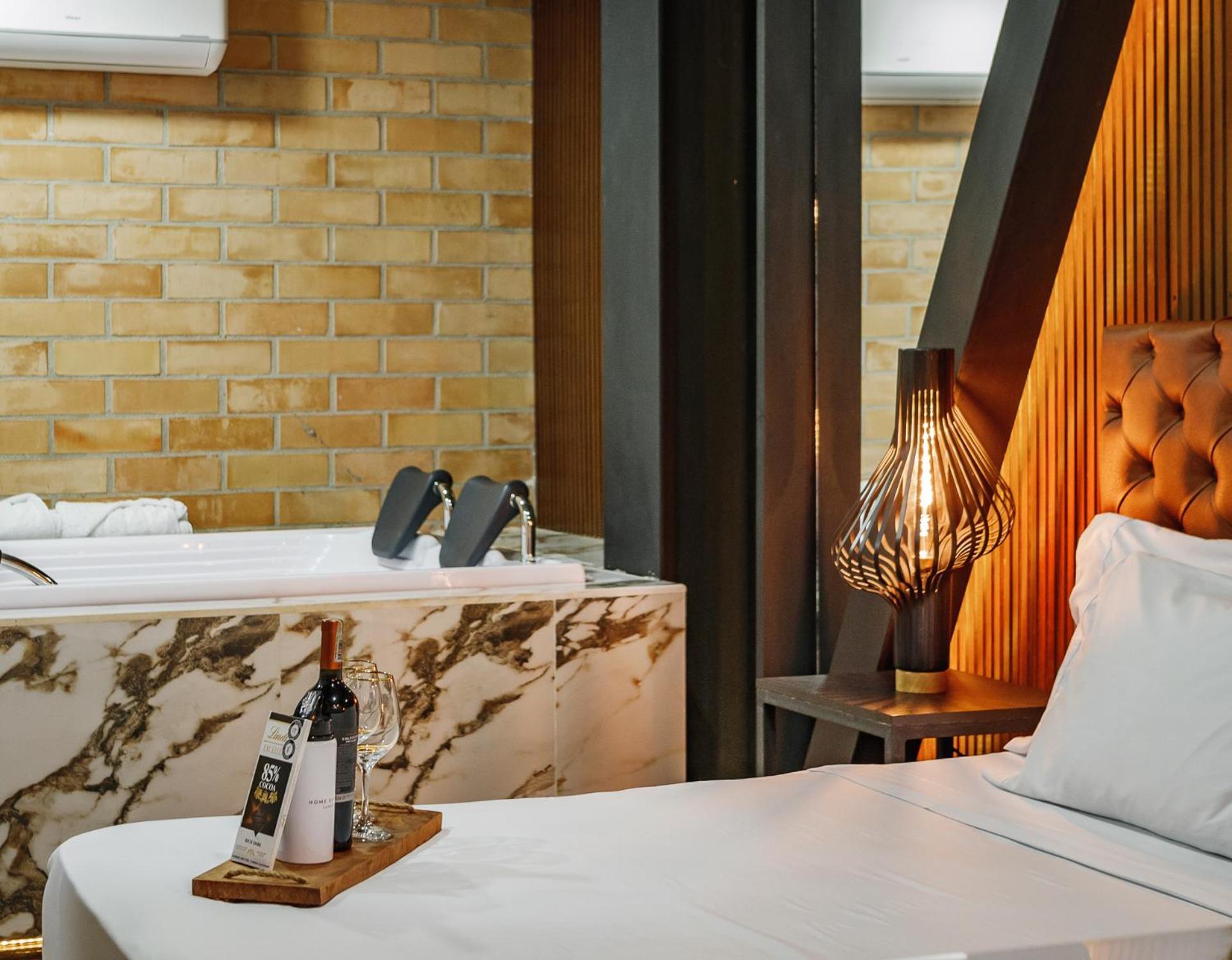 One Laureles Aparthotel *