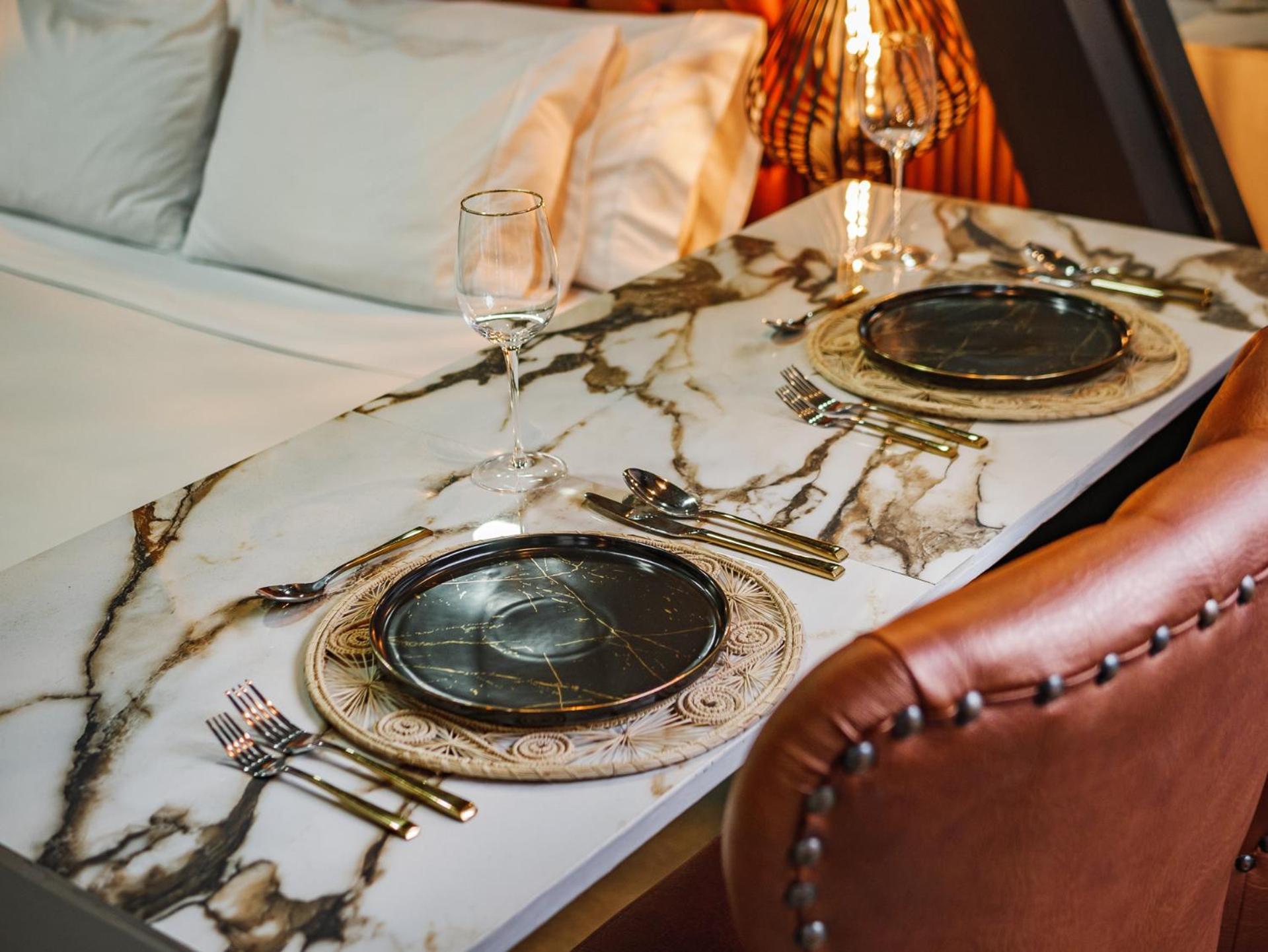 One Laureles Aparthotel